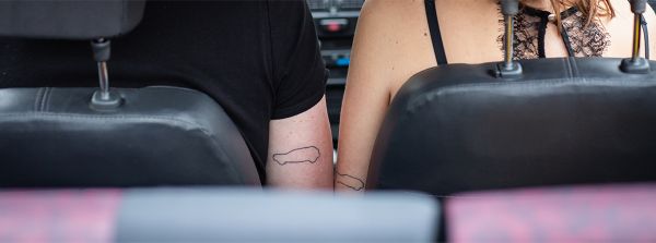 Toyota Starlet, tattoo, Hans en Roxy