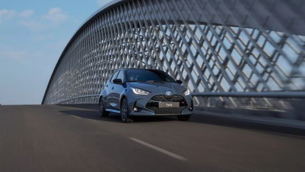 Toyota Yaris nombre