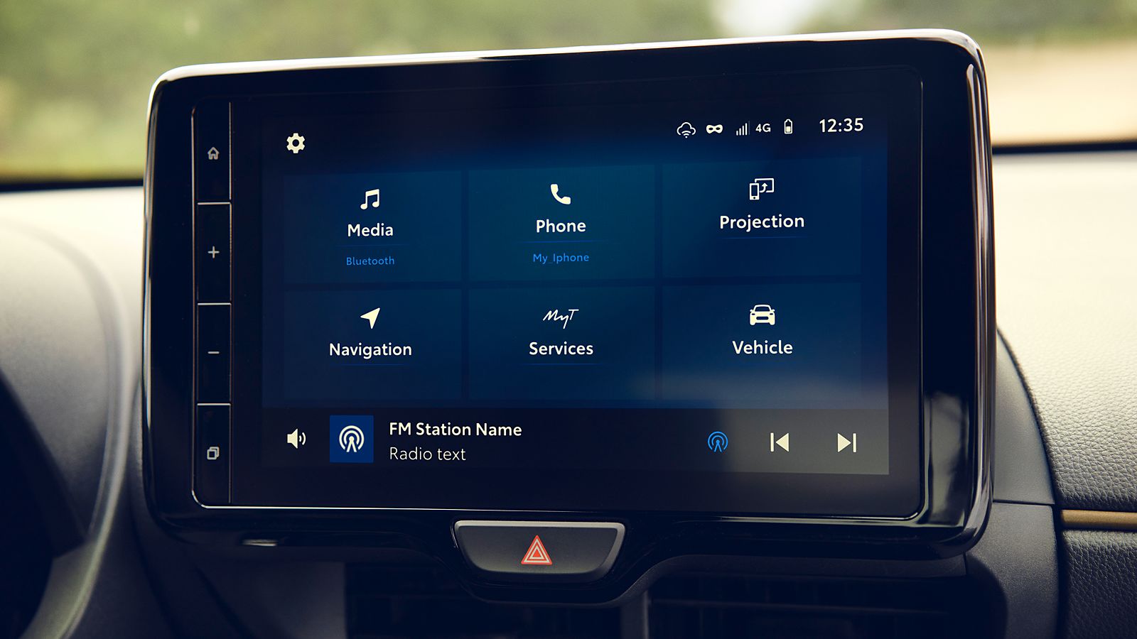 Toyota-Yaris-cross-interieur-navigatie