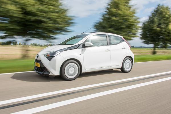 Toyota blikvanger van de maand Aygo geen overbodige spullen meenemen