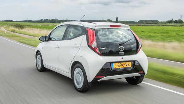 Toyota-blikvanger-van-de-maand-Aygo-zie-je-overal-1