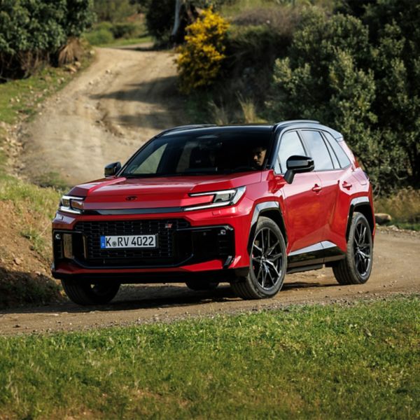 Automedia maken kennis met de nieuwe RAV4 | Toyota.nl
