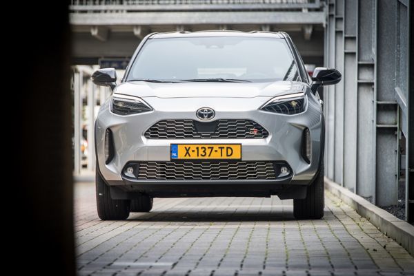 Toyota, Yaris, interieur, dashboard, model, 2019