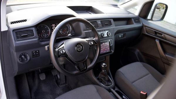Toyota, interieur, Proace, vs, vw, caddy, dashboard