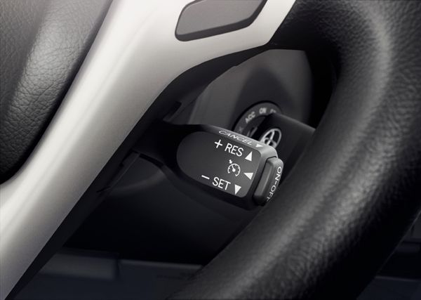 Toyota stuurwiel met cruise control achteraf ingebouwd