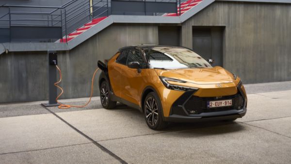 Toyota C-HR PHEV