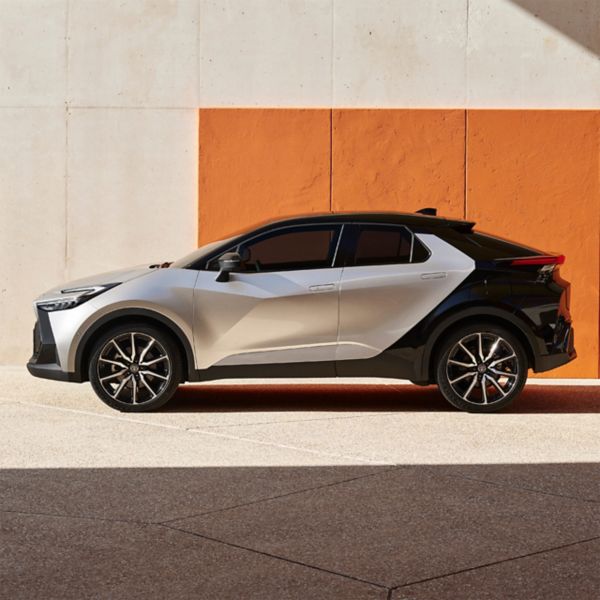 Toyota_C-HR_PlugIn_SL2_1280x1280