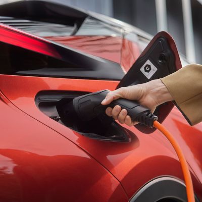 Toyota C-HR charging