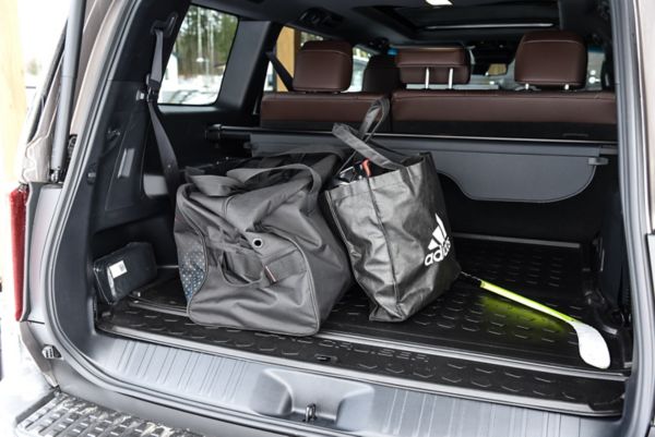 Toyota Land Cruiserin koeajo Johanna Lätti