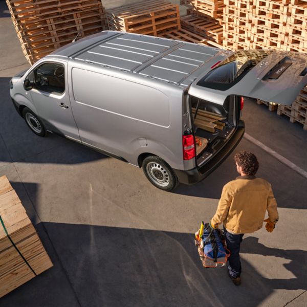 Toyota Proace, driekwart voor