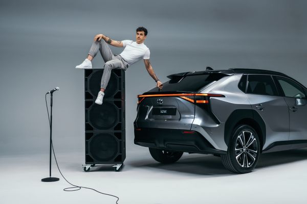 Toyota_Seven_PRINT81