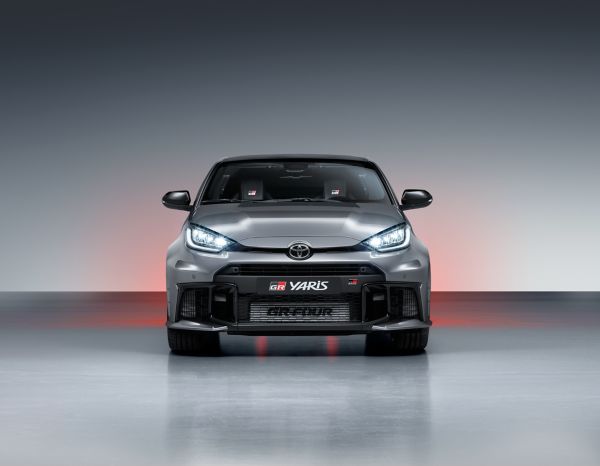 νέο GR Yaris