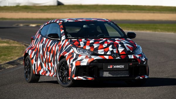 Toyota Yaris GR exterieur driekwart linksvoor