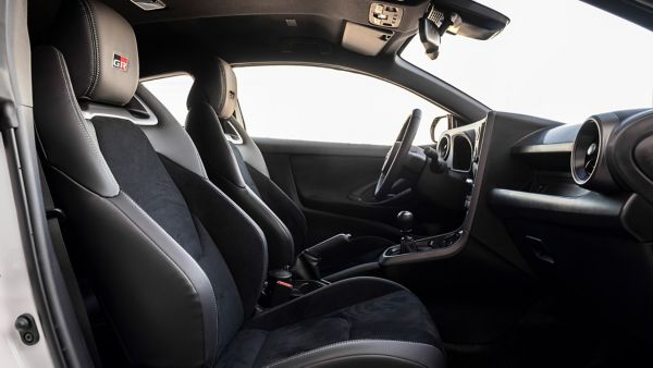 Toyota, Yaris GR, interieur, cockpit