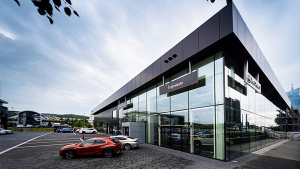 Salon Lexus Trójmiasto z zewnątrz