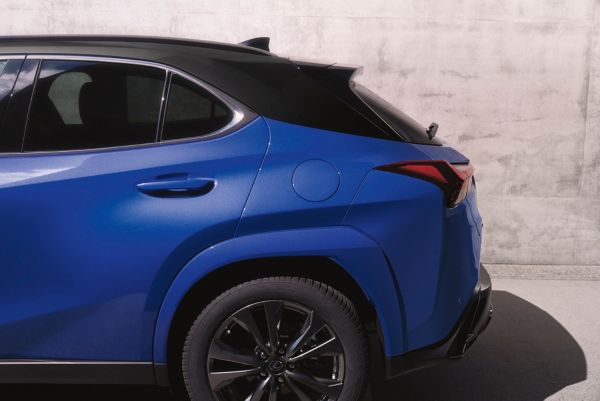 Lexus UX 300h