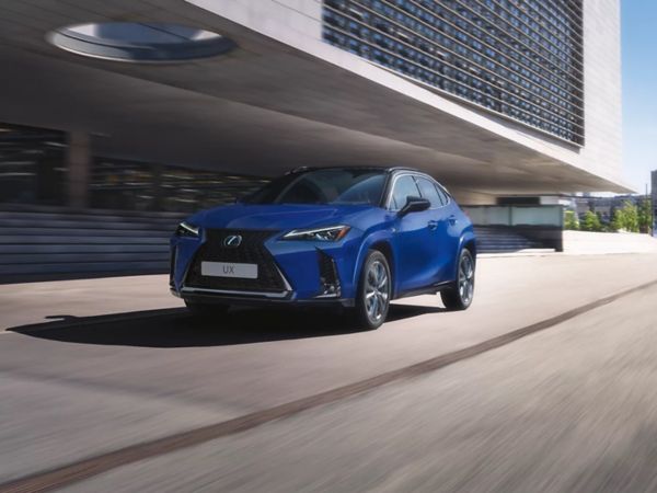 Lexus UX driving