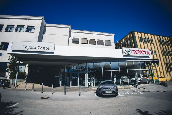Pregled vseh Toyota partnerjev | Toyota Slovenija