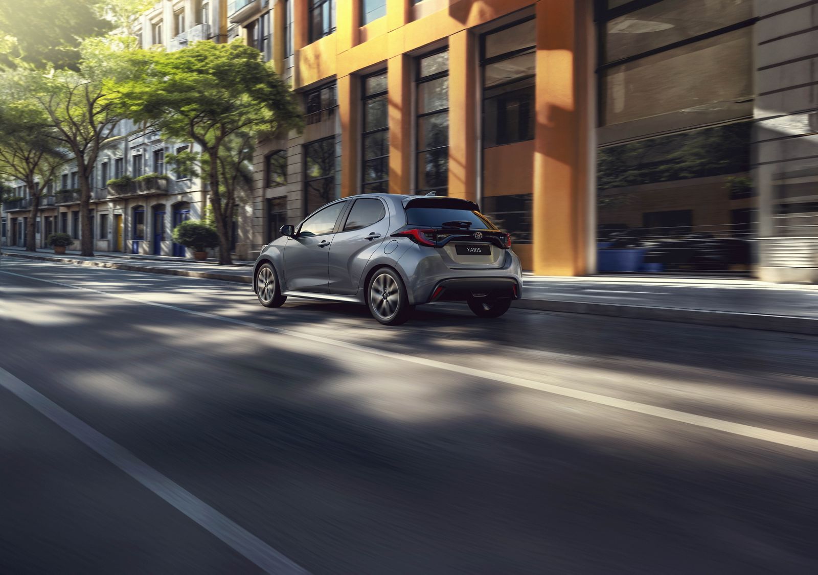 Toyota Yaris vista tre quarti anteriore
