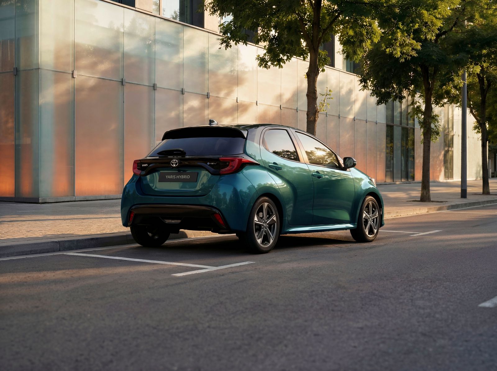 Yaris side