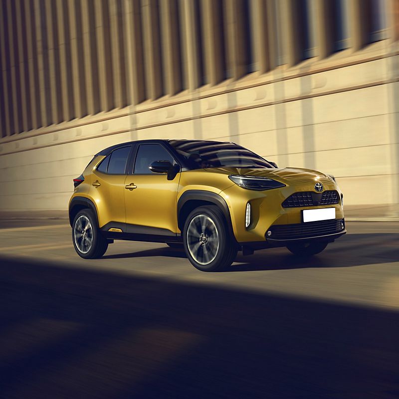 Yaris cross on sale plug in hybrid