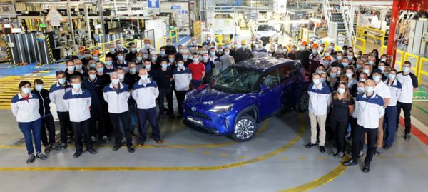 Yaris Cross acheminement usine Toyota