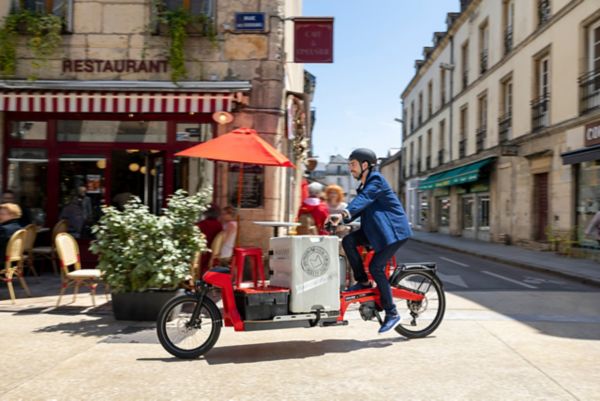 toyota-france-assistance-electrique-performante