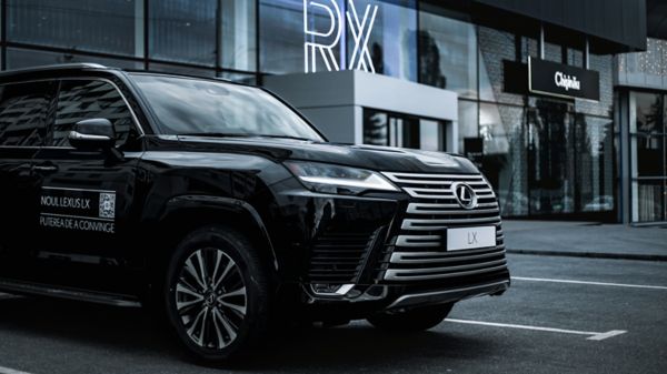 Lexus LX Exterior