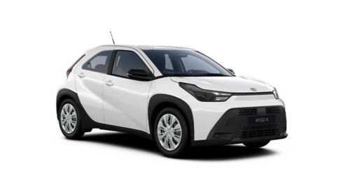 Weißer Aygo X steht seitlich auf transparentem Hintergrund