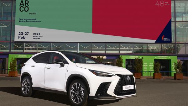 El nuevo Lexus NX, protagonista de la edición Arcomadrid 2022