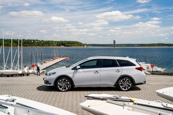 Toyota Auris Touring Sports