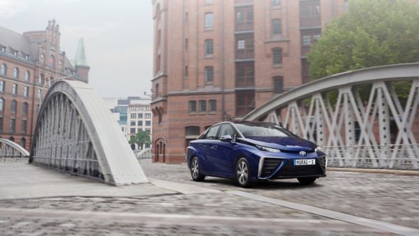 Autonomía Toyota Mirai