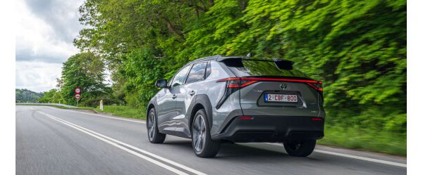 Autonomía de un coche eléctrico Toyota