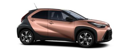 Toyota Aygo X Aygo X Hybrid 115 e-CVT a noleggio lungo termine
