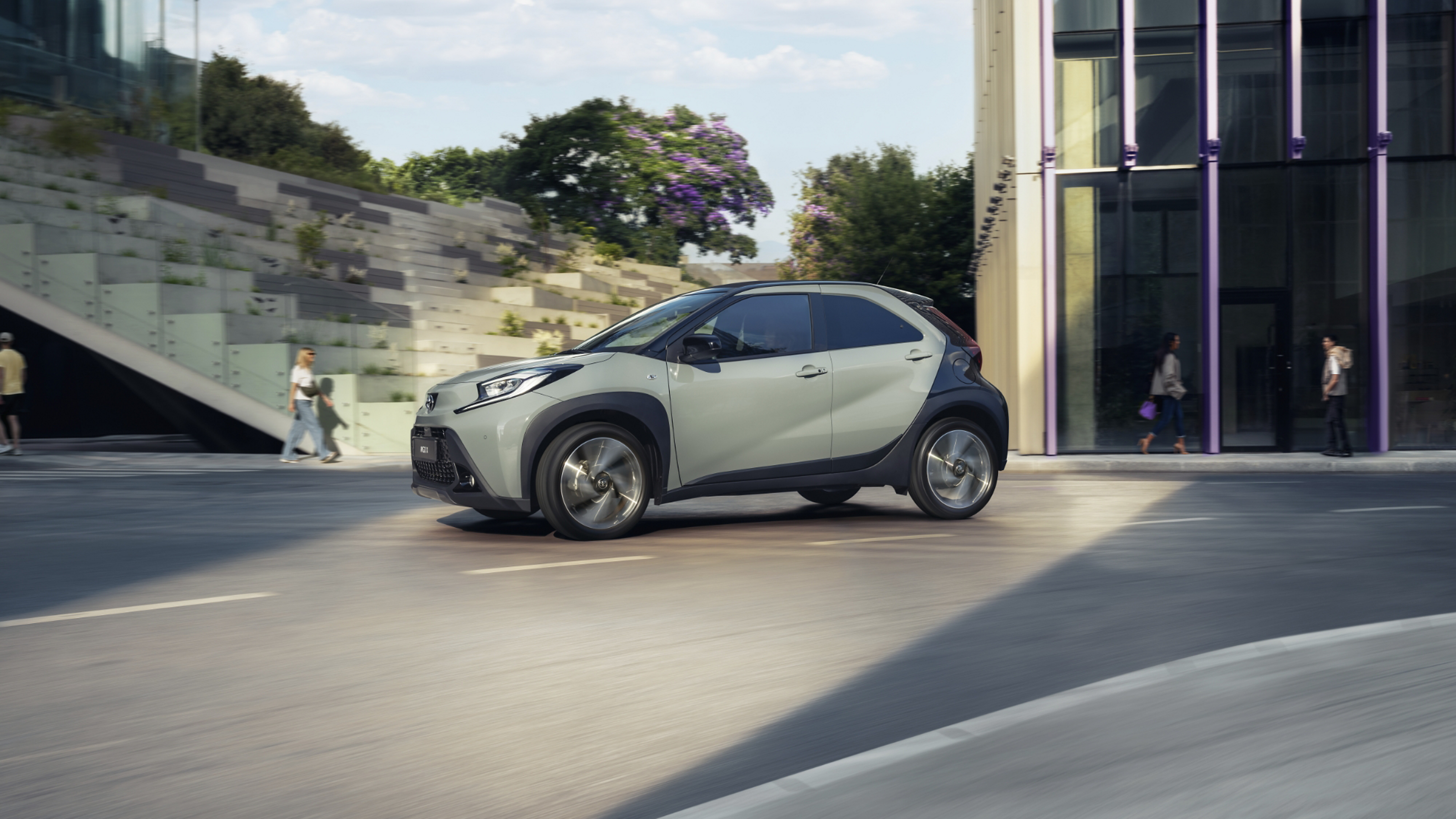 AYGO X