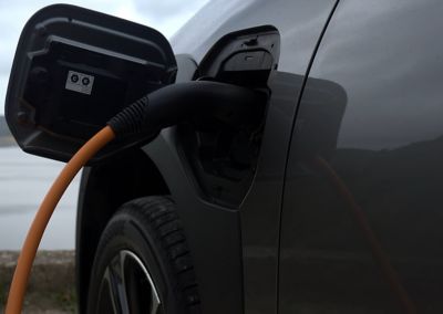 Toyota bZ4X electric pe baterii in mediul rural