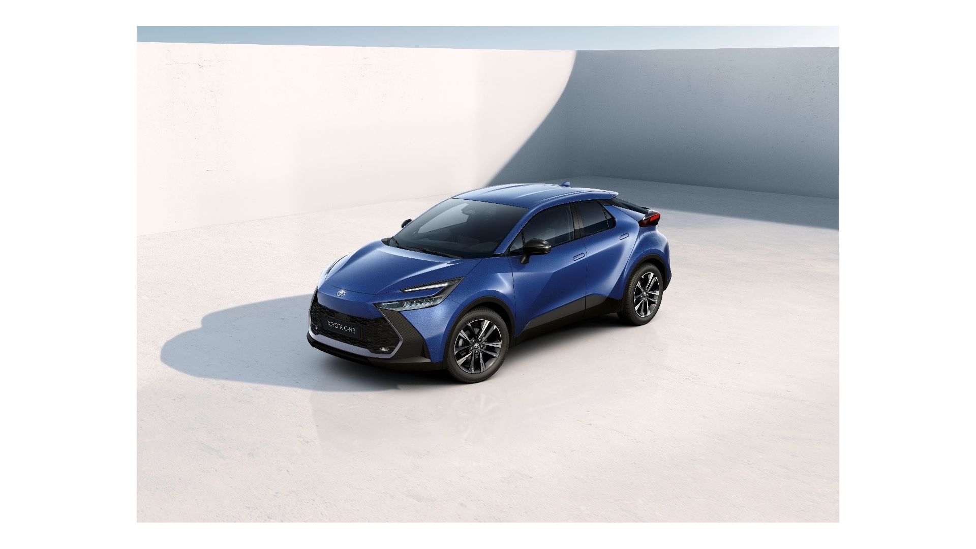 Toyota C-HR 2026 dobiva unaprijeđenu razinu opreme Mid+