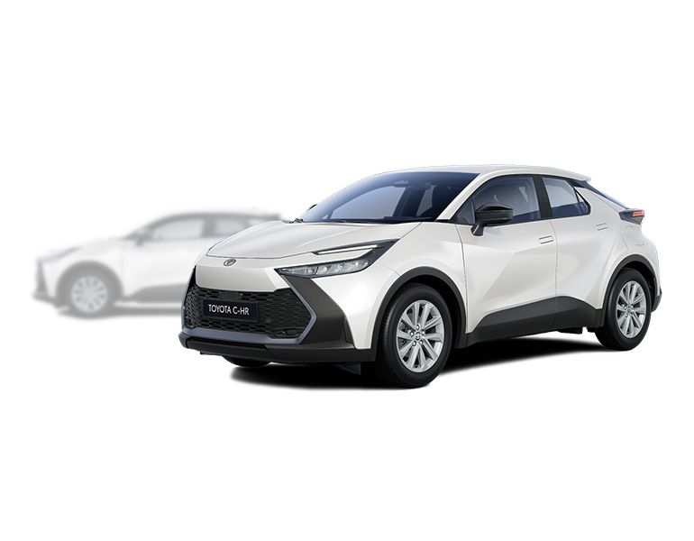 Weißer Toyota C-HR steht diagonal zur Kamera, im Hintergrund ist unscharf ein weißer Toyota C-HR zu erkennen