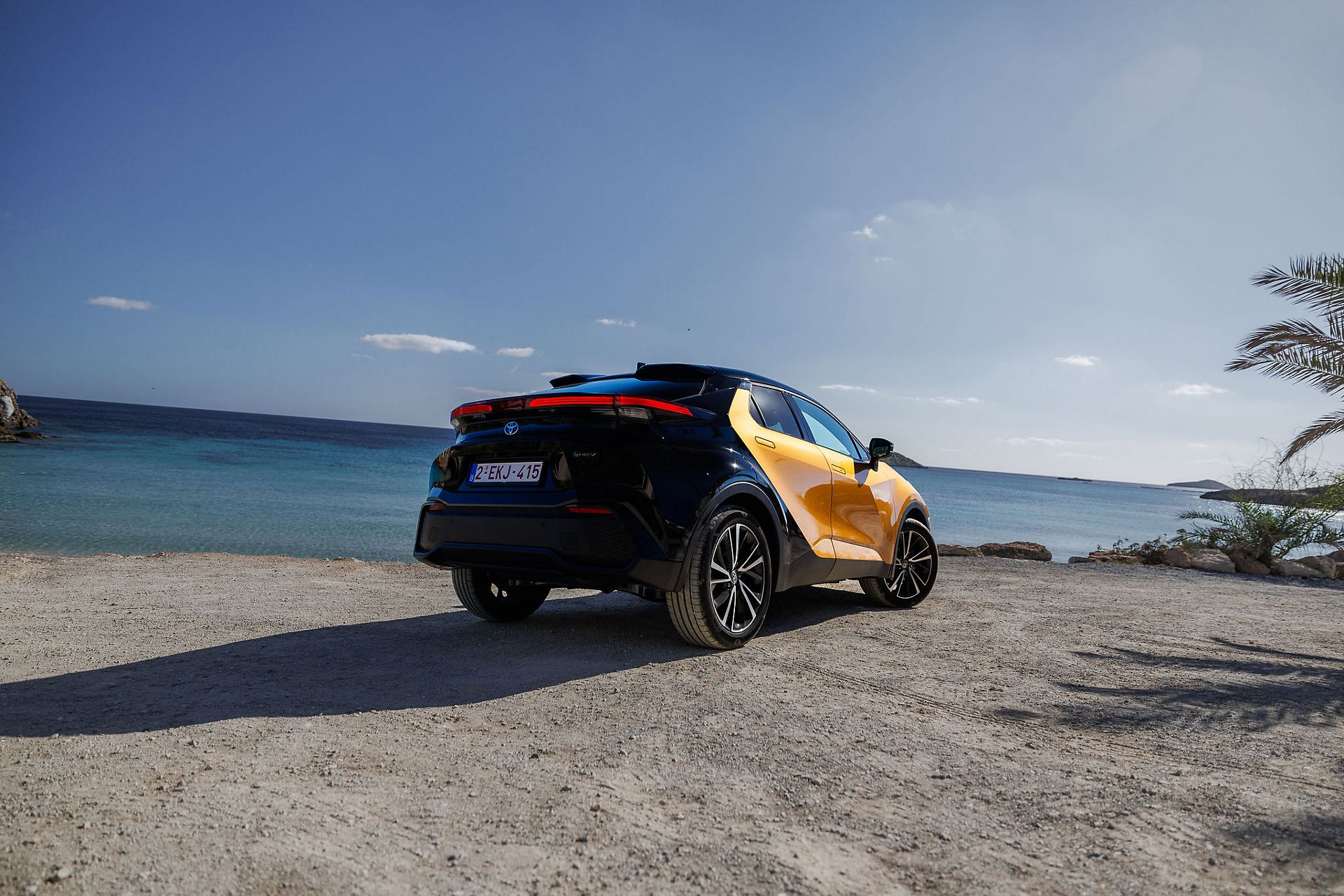 new c-hr image7