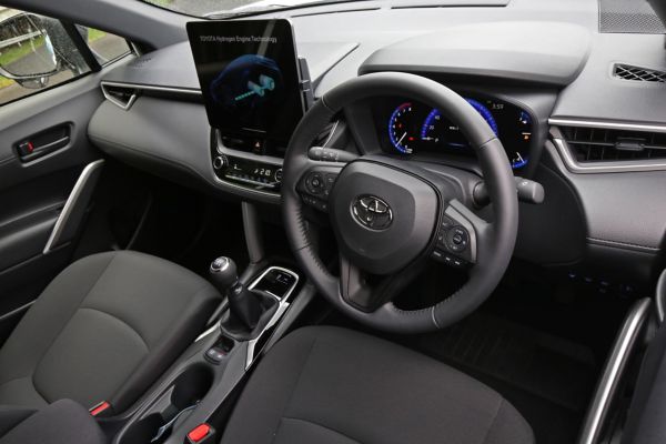 A prototype hydrogen combustion road car