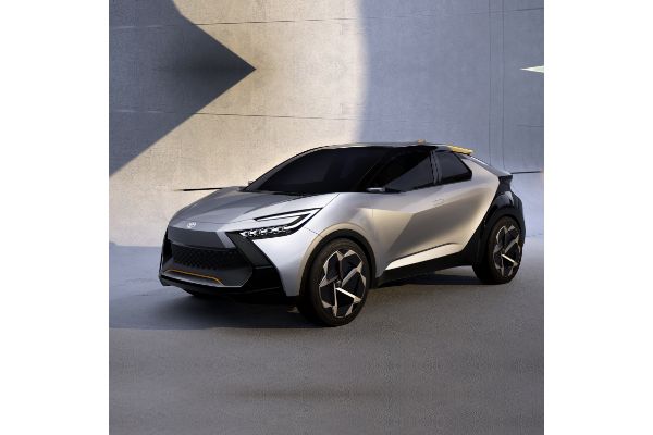 a vadonatúj Toyota C-HR