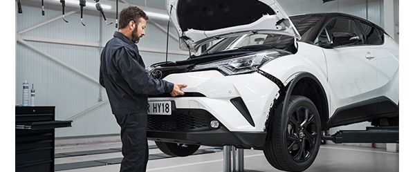 Tu coche siempre a punto gracias a los profesionales de taller Toyota