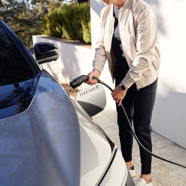 Cómo cargar un eléctrico Toyota