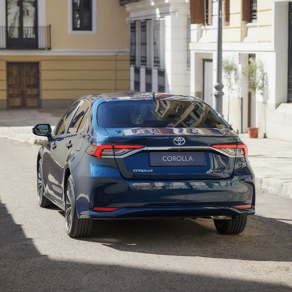 Toyota Corolla Sedan