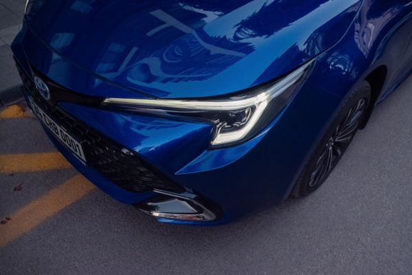 Corolla Hatchback Hybrid far yakın görünümü