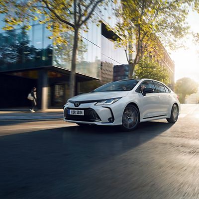 Toyota corolla hybrid near me outlet