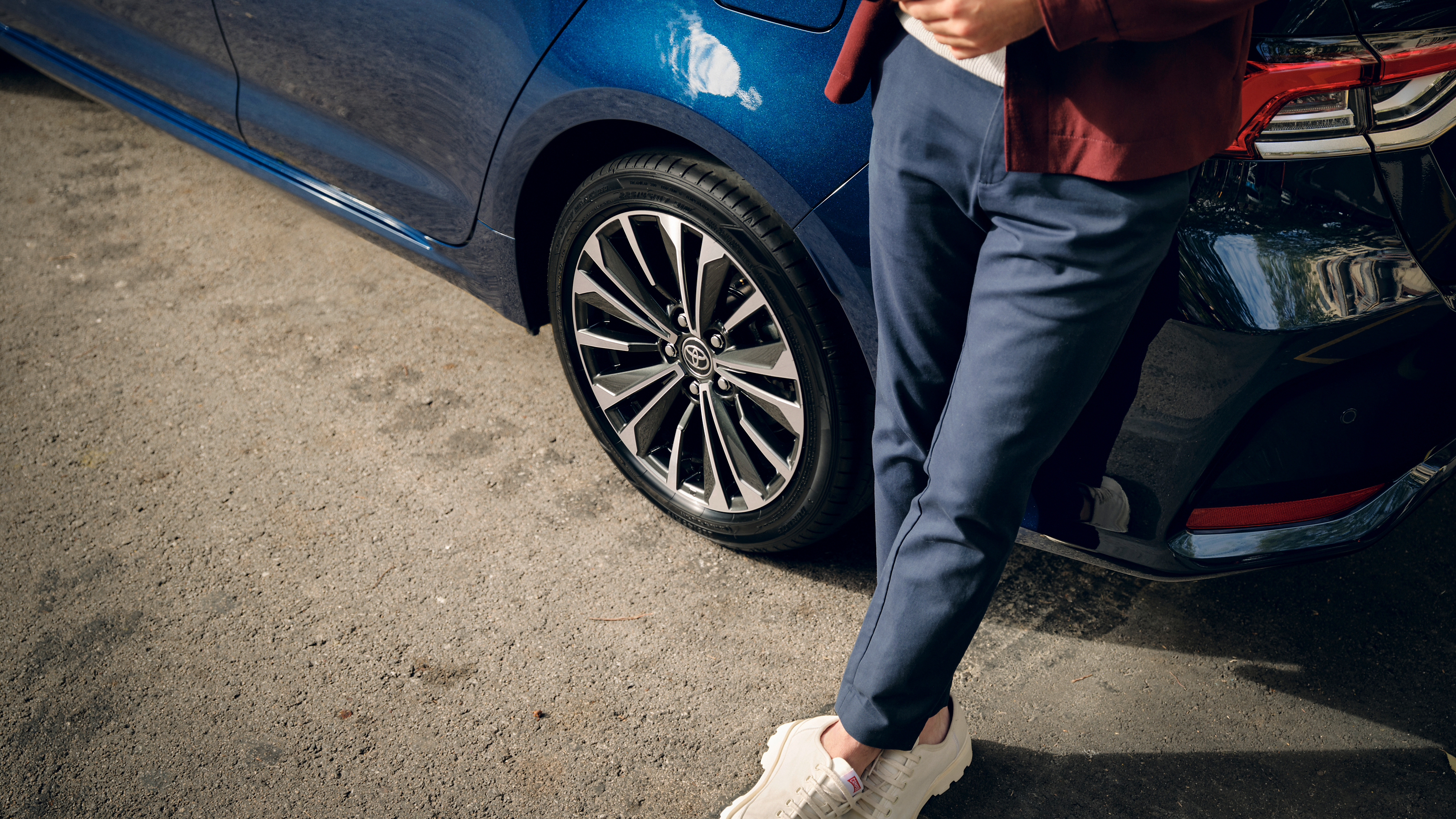 Corolla Комфорт 1.6 МТ Седан