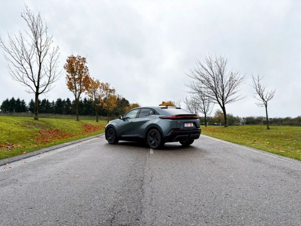Toyota C-HR+