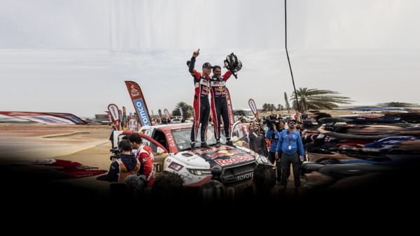 TOYOTA triumfuje w Rajdzie Dakar 2023