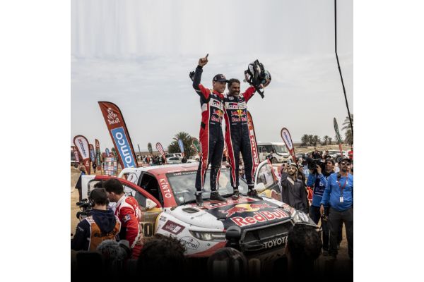 TOYOTA triumfuje w Rajdzie Dakar 2023